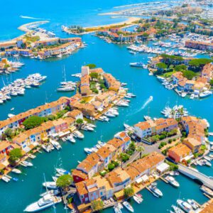 View,Of,Colorful,Houses,And,Boats,In,Port,Grimaud,During